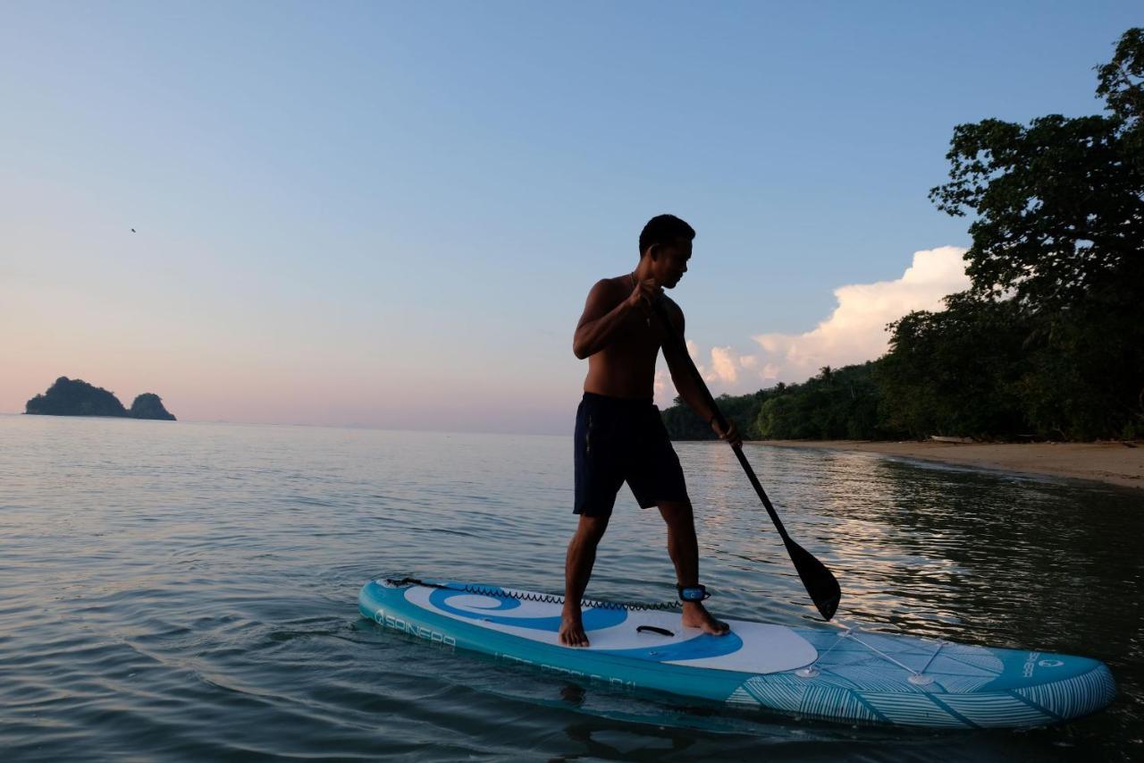 Hôtel Touch Glamping Koh Yao Noi ทัช แกรมปิ้ง เกาะยาวน้อย Extérieur photo